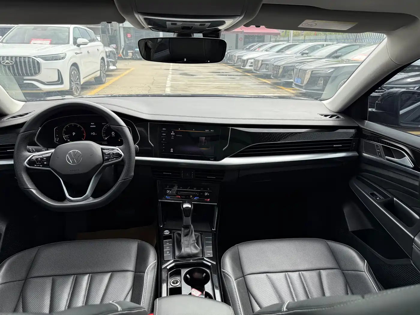 Volkswagen Passat 2024 380TSI Elite Edition фото 13