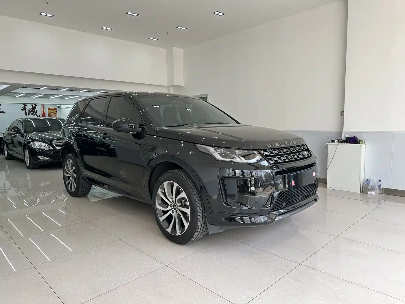 LAND ROVER DISCOVER SPORTS