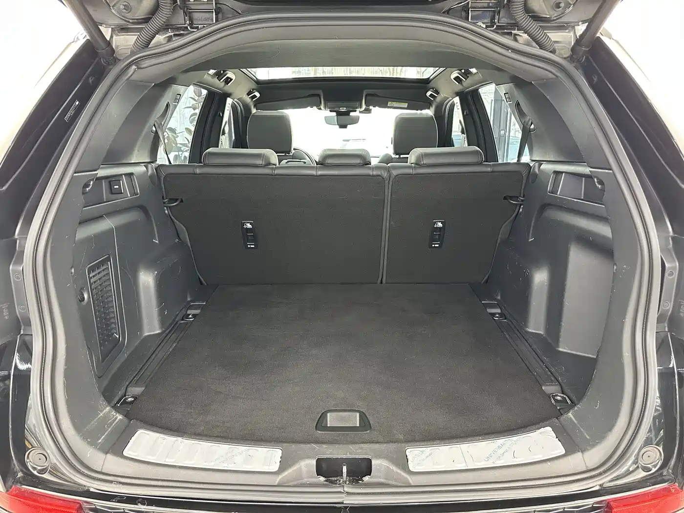 Land Rover Discovery Sport 2020 249PS R-Dynamic Performance фото 31