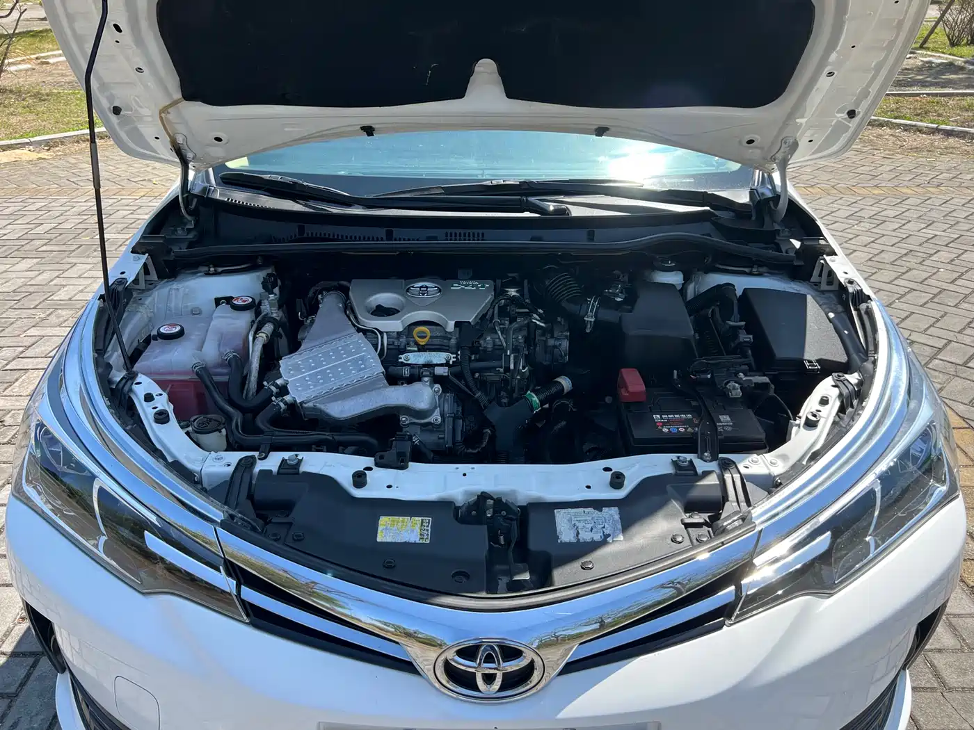 Toyota Corolla 2017 Facelift 1.2T S-CVT GL фото 17