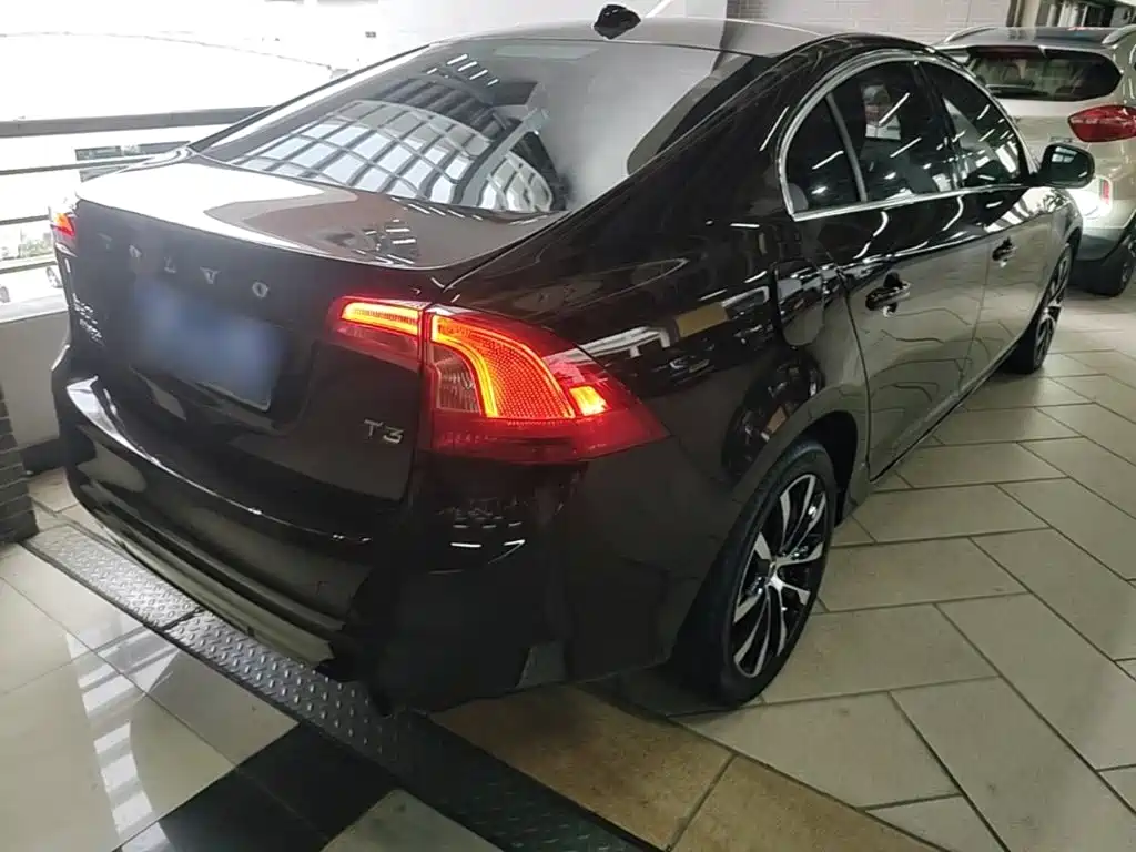Volvo S60 2018 2018 S60L T3 Momentum