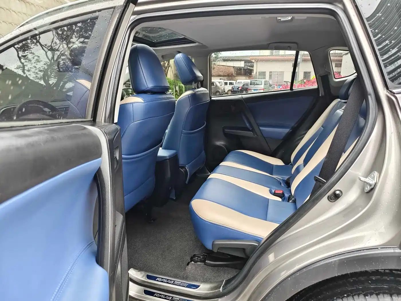 Toyota RAV4 Rongfang 2016 2.0L CVT 2WD Trend (China V) фото 12