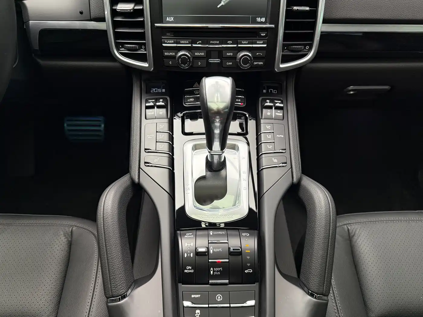 Porsche Cayenne 2015 Cayenne 3.0T фото 19