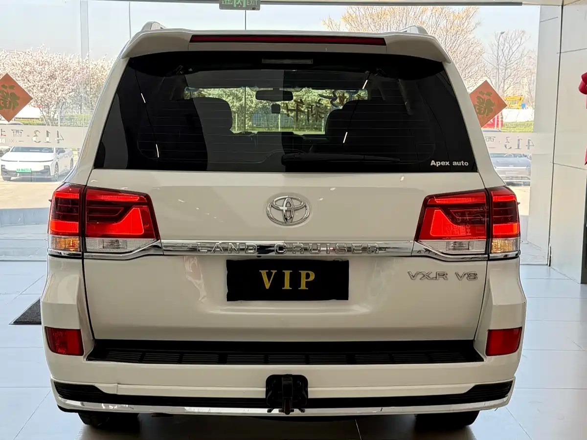 Toyota Land Cruiser 2012 4.0L Automatic VX фото 14