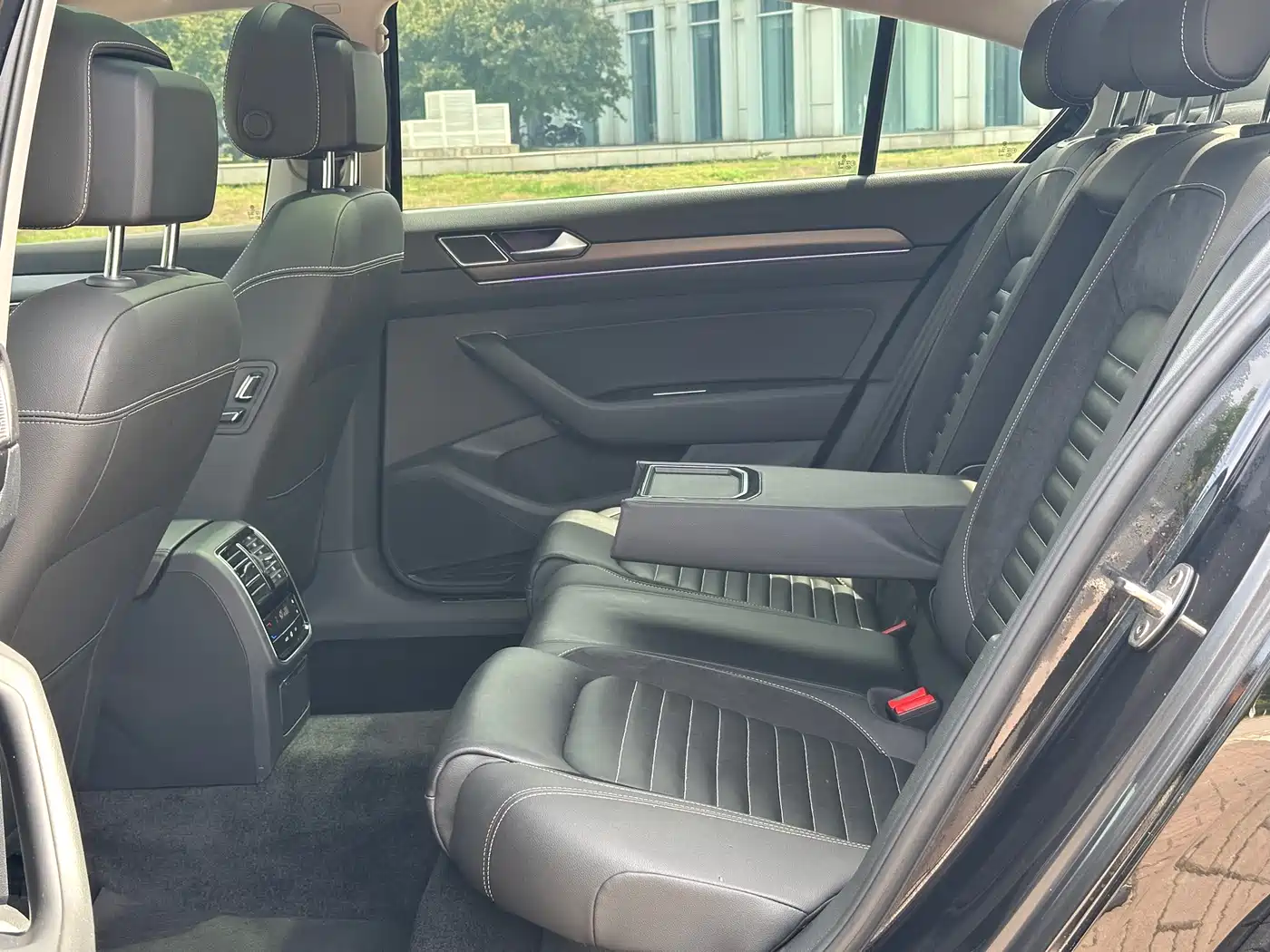 Volkswagen Magotan 2020 330TSI DSG Leading фото 9