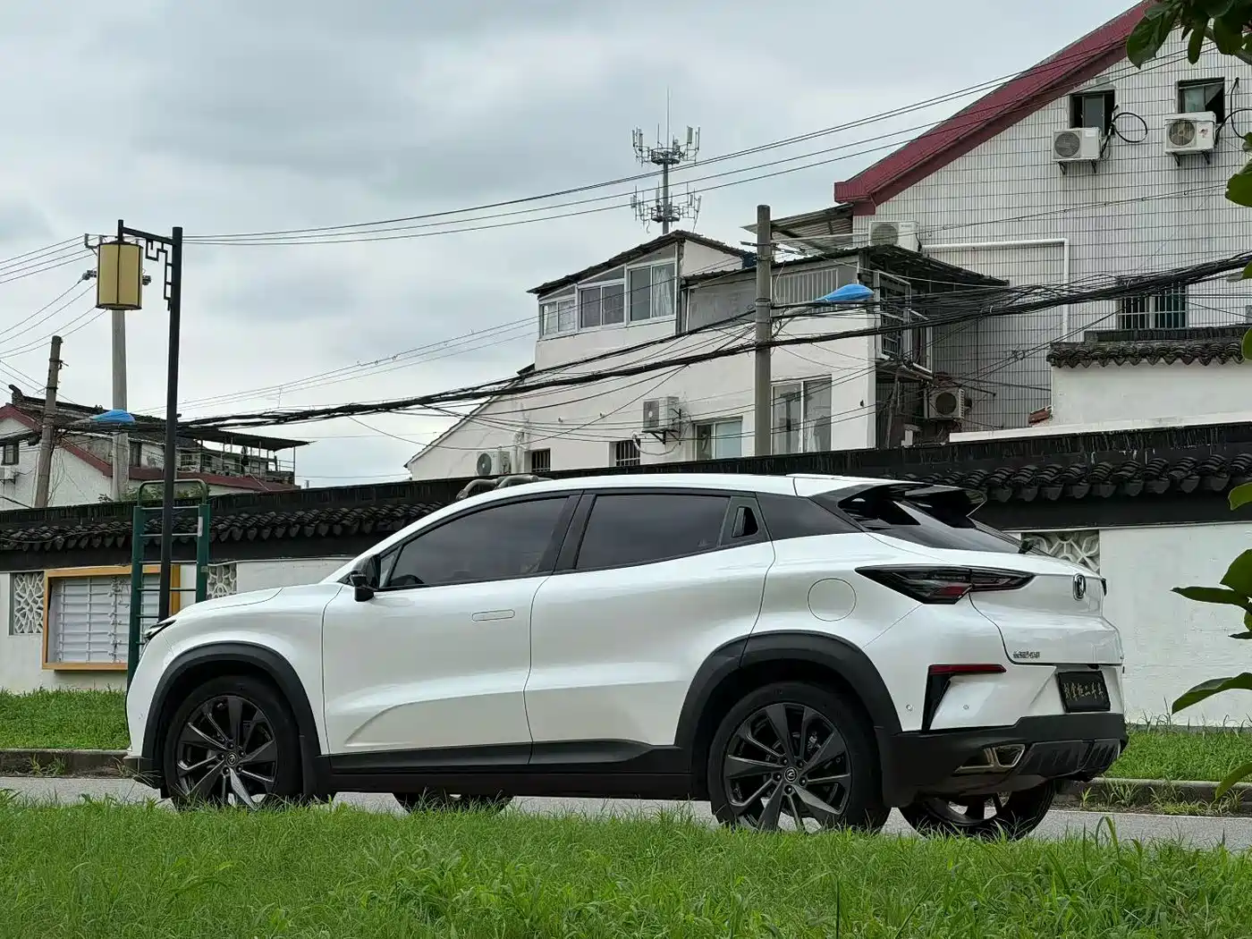 Фото 6 - Changan UNI-T