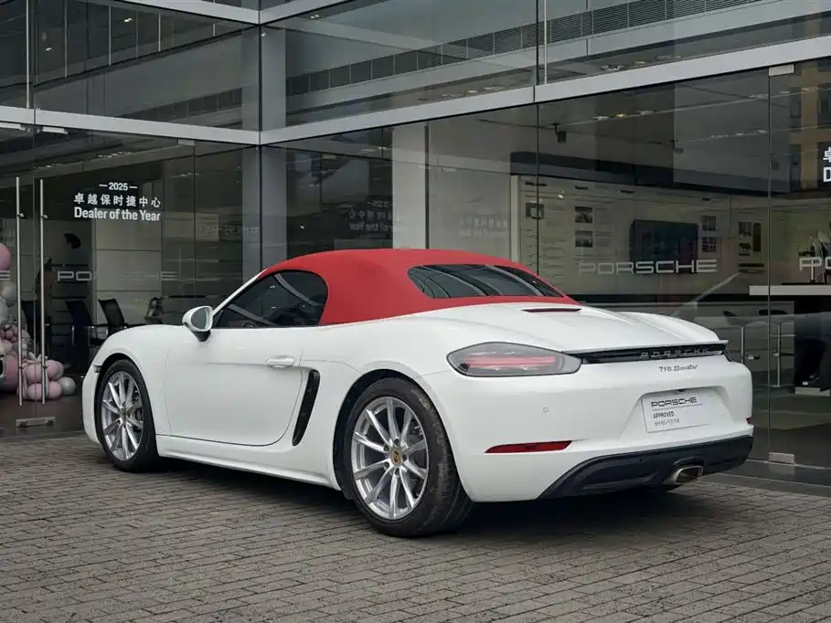 Porsche 718 2022 Boxster 2.0T фото 8