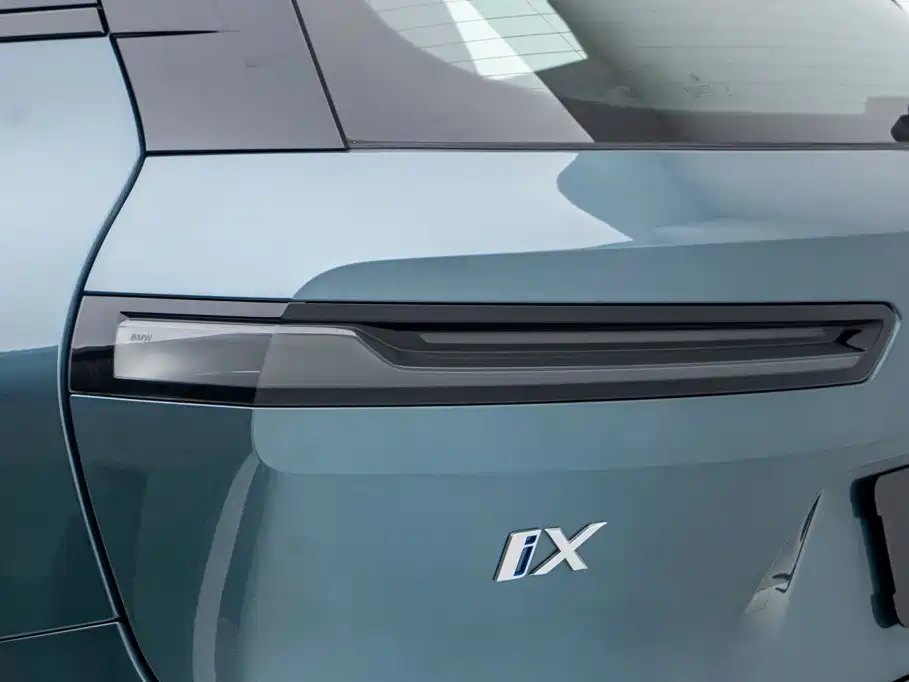 BMW iX 2024 2023 Facelift xDrive40