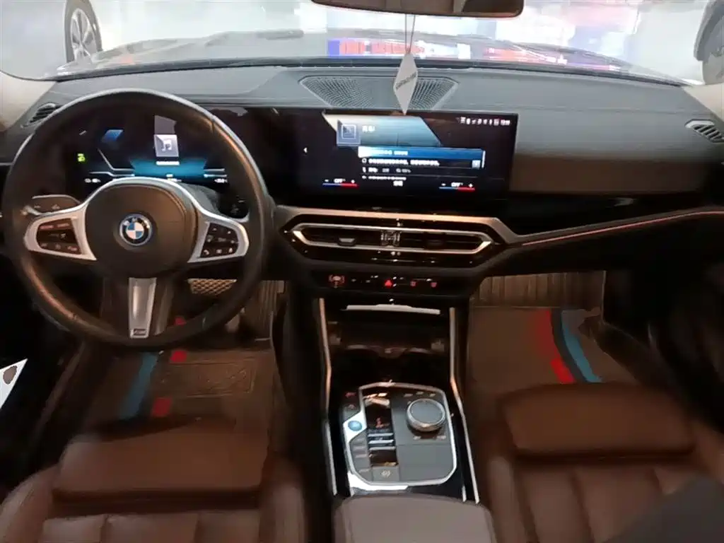 BMW i3 2022 eDrive 35 L фото 10