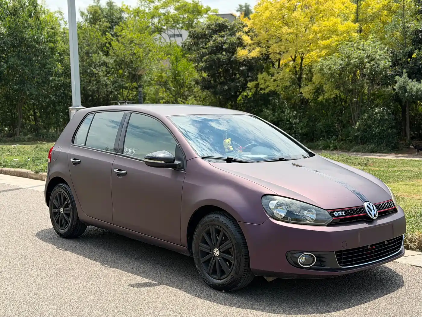 Photo 3 - Volkswagen Golf
