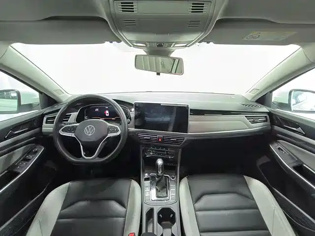 Volkswagen Bora 2023 280TSI DSG Prestige Edition фото 3