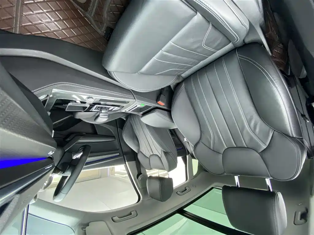 Audi Q5L 2022 40T Luxury Dynamic фото 9