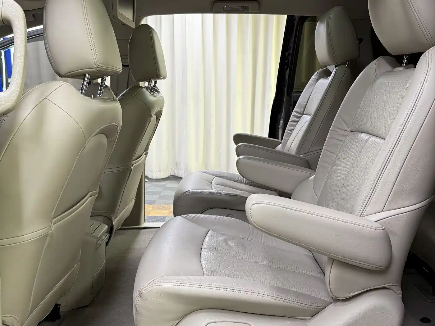 Buick GL8 2014 3.0L XT Luxury Business Flagship фото 22