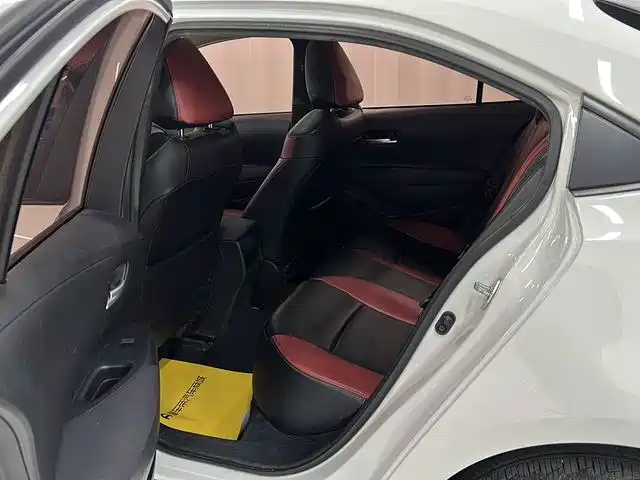 Toyota Corolla 2021 1.2T S-CVT Elite PLUS Edition фото 7