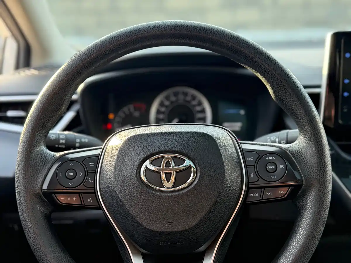 Toyota Corolla 2021 1.2T S-CVT Elite PLUS Edition фото 12