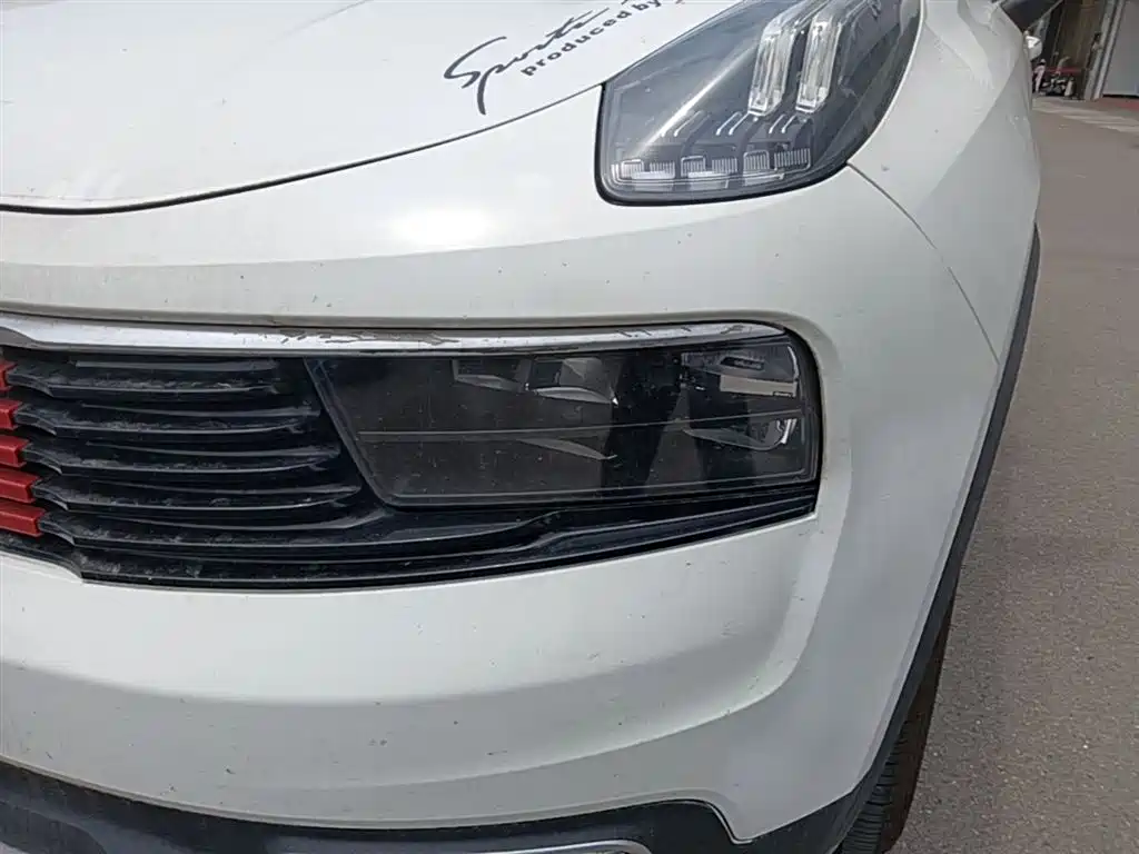 Lynk & Co 01 2017 2.0T 2WD Pro Version фото 24