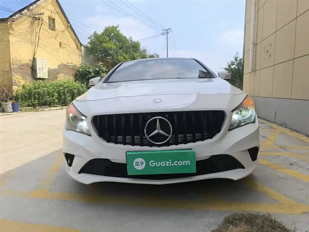 Mercedes-Benz CLA (Import) 2016 CLA 200 Sport фото 3