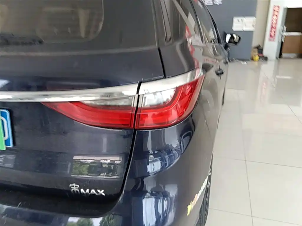 BYD Song MAX 2018 1.5T Auto Smart Connected Elite 6-Seater фото 8