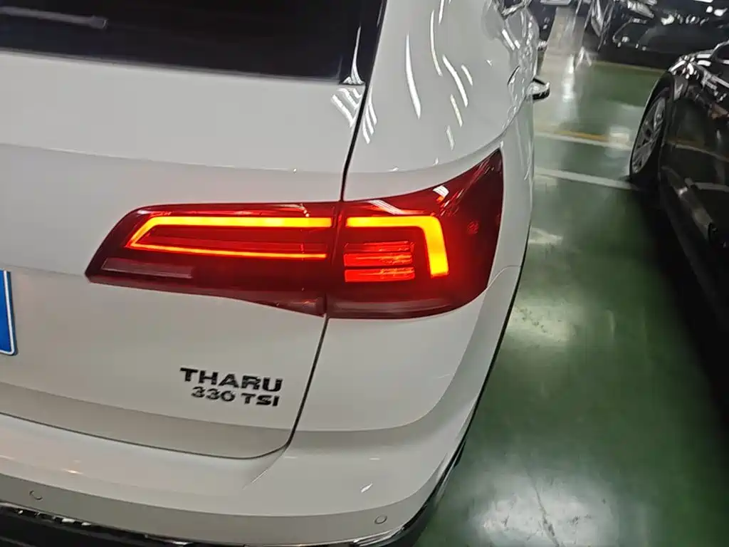 Фото 8 - Volkswagen Tharu
