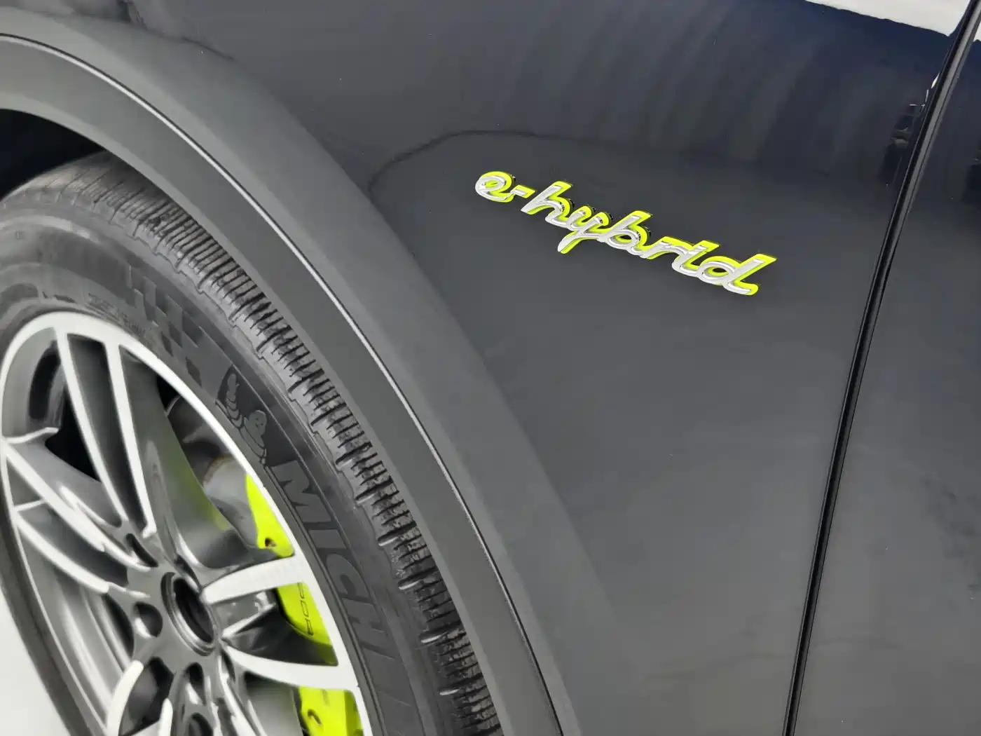 PORSCHE CAYENNE NEW ENERGY