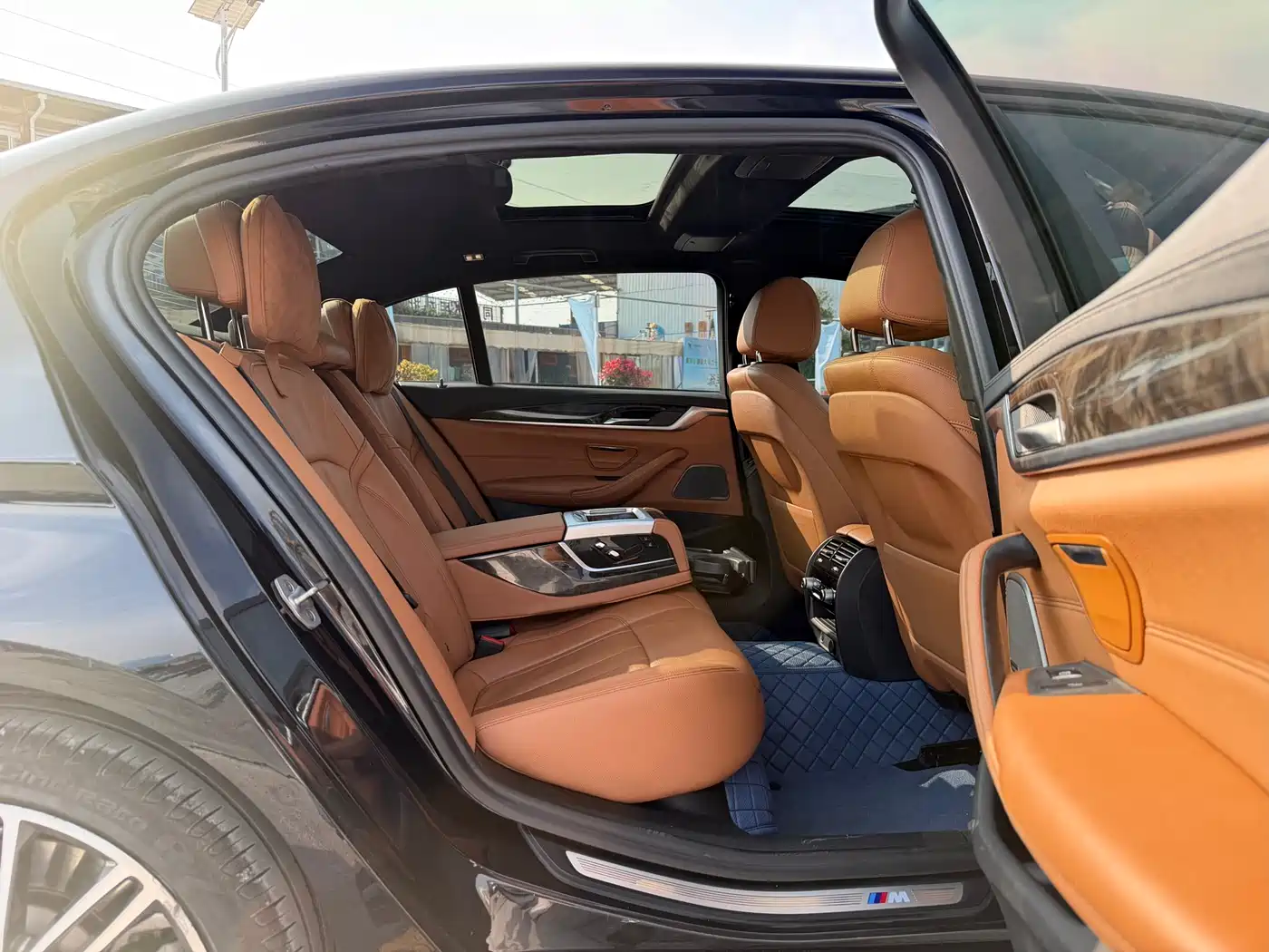 BMW 5 Series 2018 530Li Premium M Sport Package фото 12