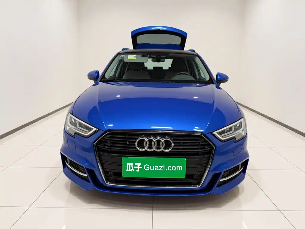 Photo 2 - Audi A3