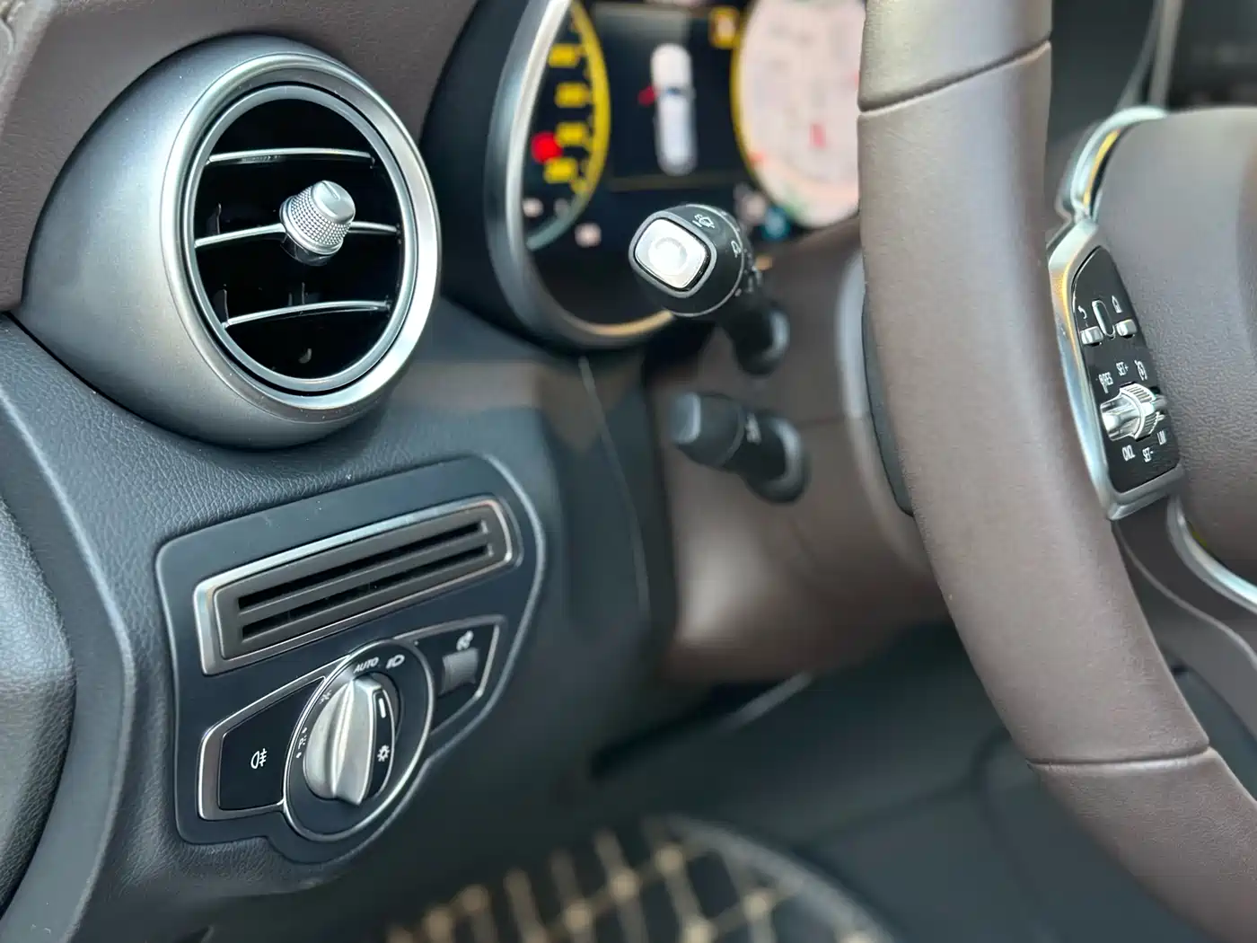Mercedes-Benz GLC 2021 GLC 300 L 4MATIC Sporty фото 14