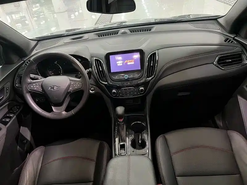 Chevrolet Equinox 2021 550T RS Smart Tuojie Edition фото 4