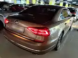 Фото 7 - Volkswagen Passat