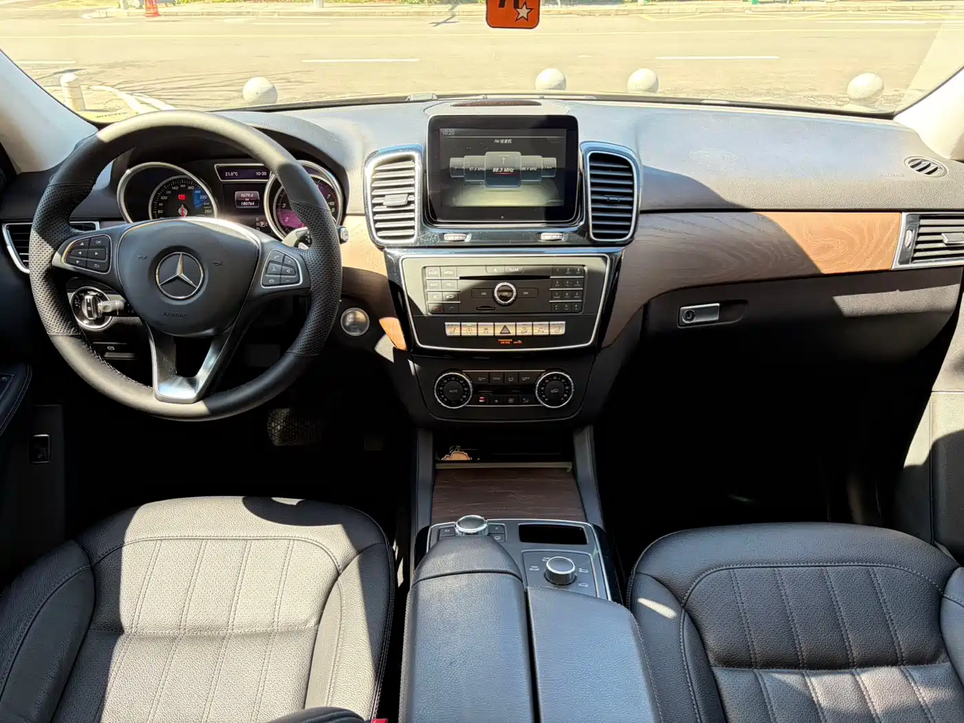 Mercedes-Benz GLE 2016 GLE 320 4MATIC Dynamic фото 9