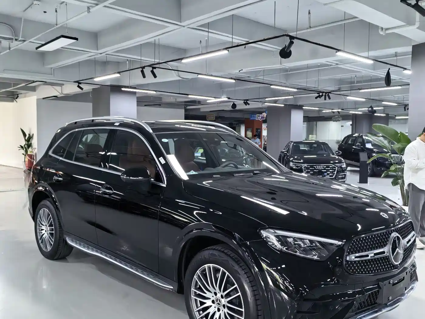 Mercedes-Benz GLC 2025 GLC 300 L 4MATIC Dynamic 5-seater фото 3