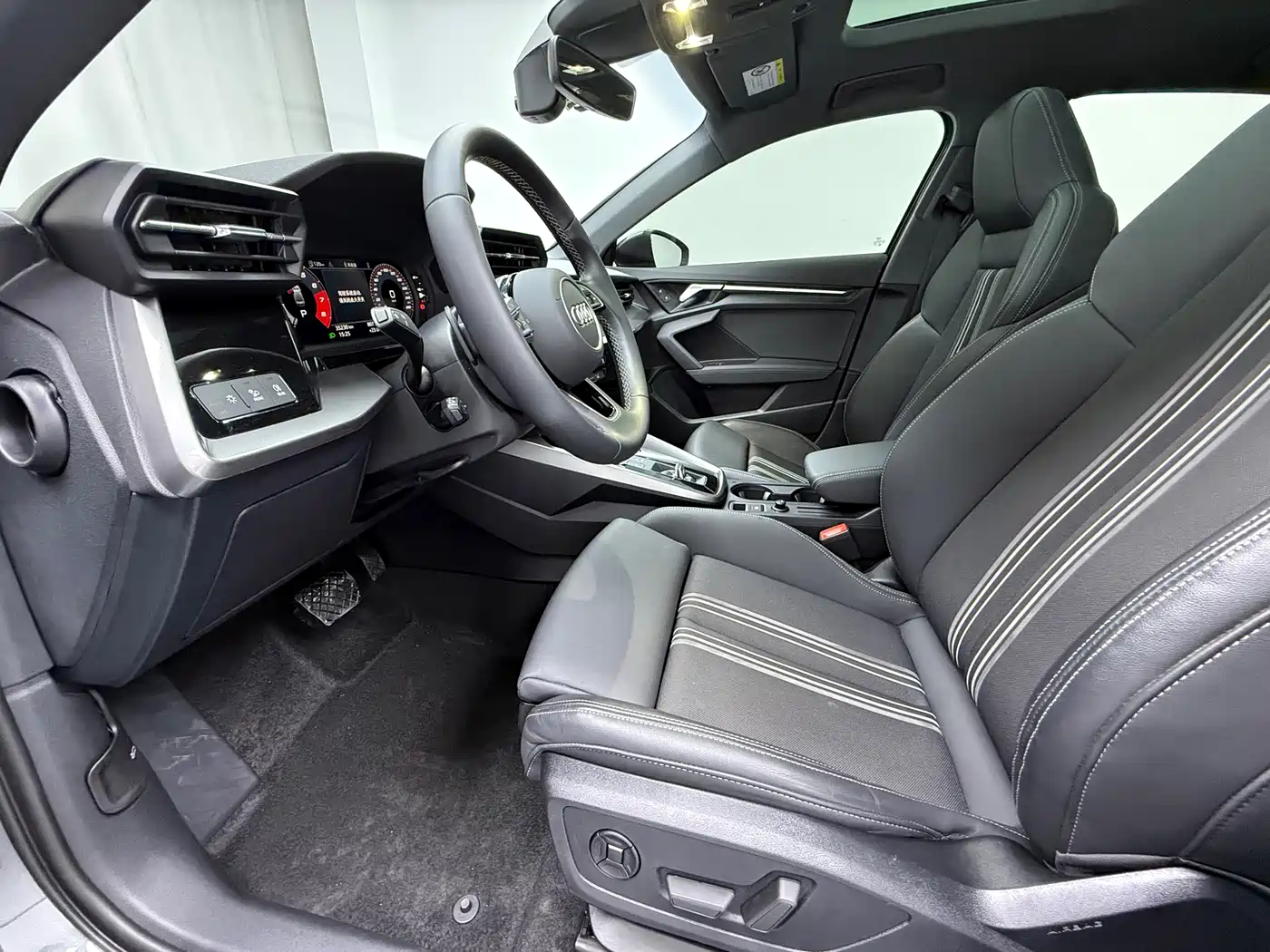 Audi A3 2023 A3L Limousine 35 TFSI Fashion Sport фото 7