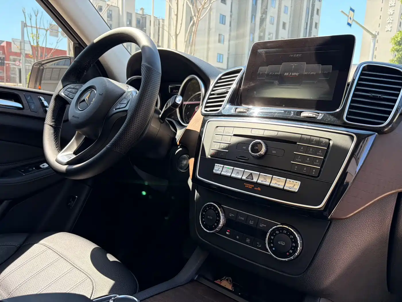 Mercedes-Benz GLE 2016 GLE 320 4MATIC Dynamic фото 11