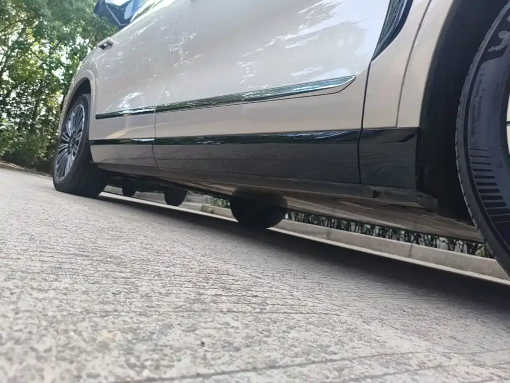 NIO ES8 2025 2025 Model 6-Seat Executive Luxury Edition