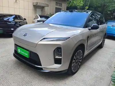 NIO ES8