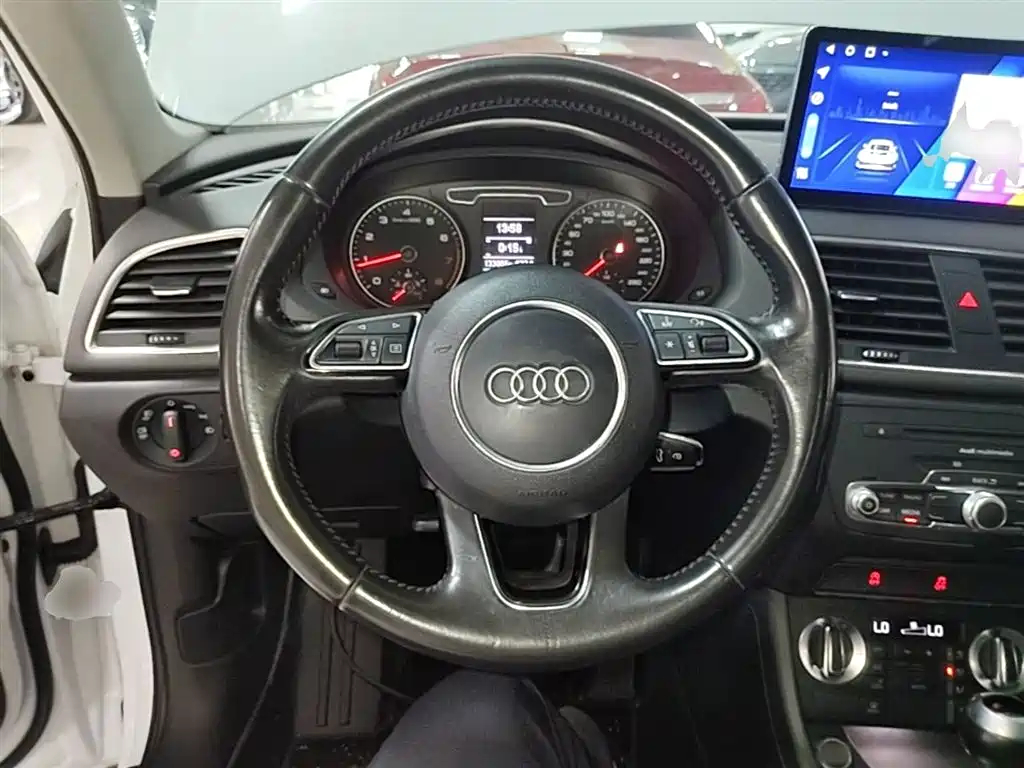 Audi Q3 2015 30 TFSI Progressive фото 11
