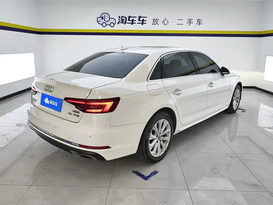 Audi A4L 2019 40 TFSI Progressive (China V) фото 3