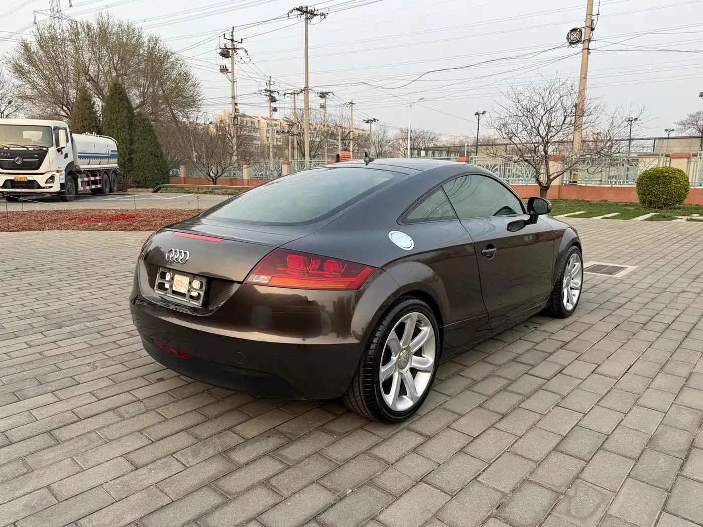 Audi TT 2010 TT 2.0TFSI Collector's Edition фото 4