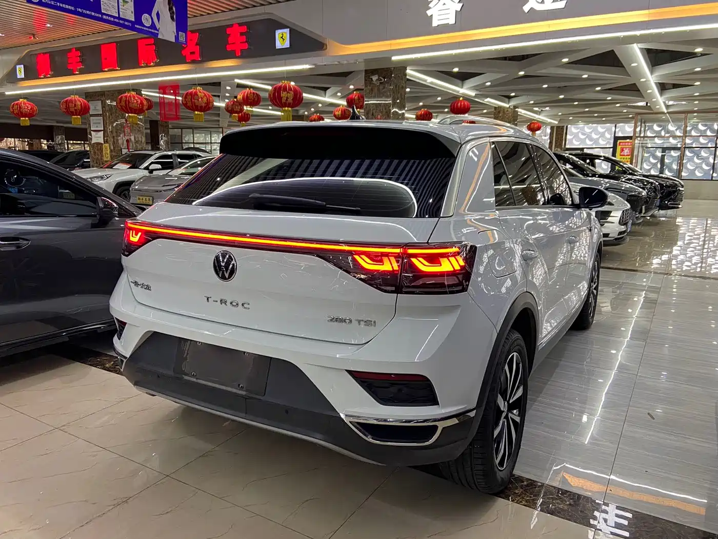 Volkswagen T-ROC 2023 280TSI DSG 2WD Time Edition фото 4