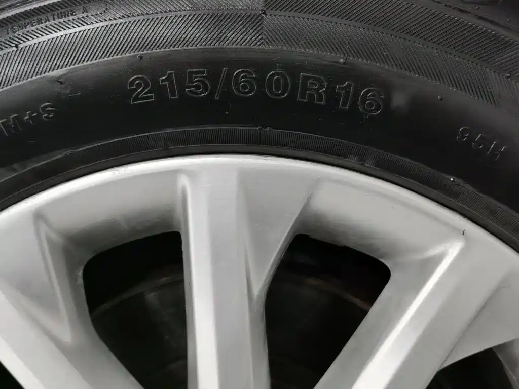 Photo 24 - Toyota Camry