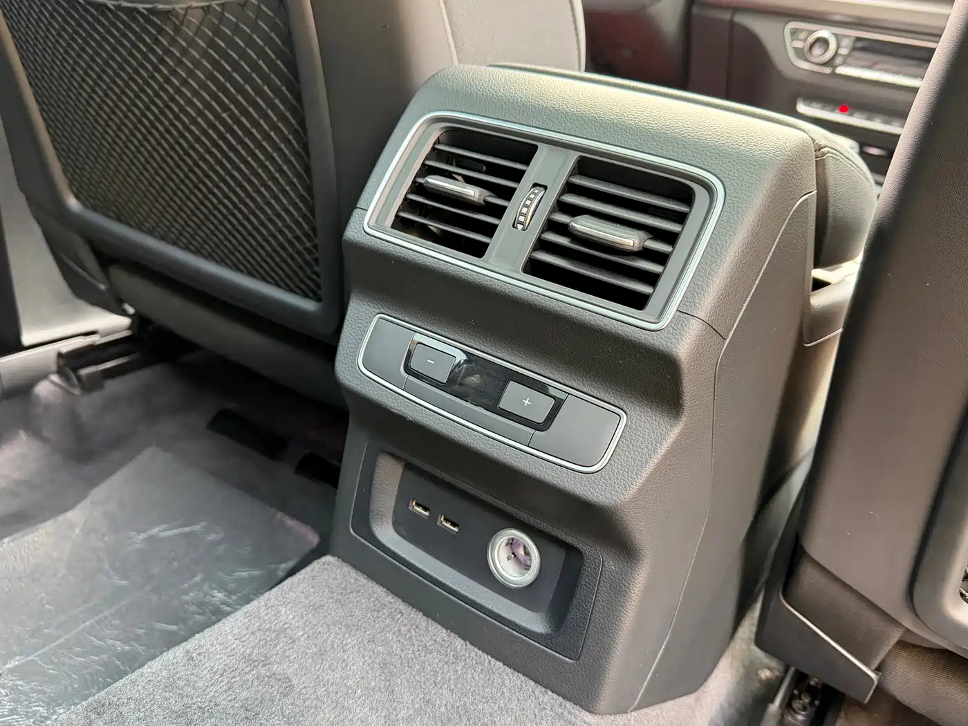 Audi Q5L 2022 40T Luxury Dynamic фото 16