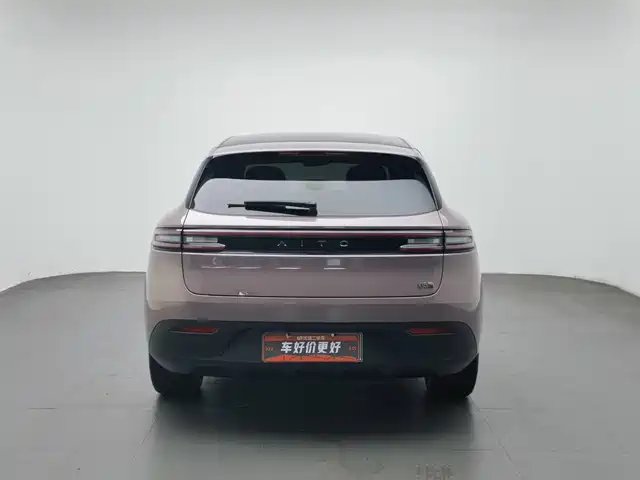 AITO Wenjie AITO M5 2022 Model Pure Electric AWD Performance Edition — фото 4