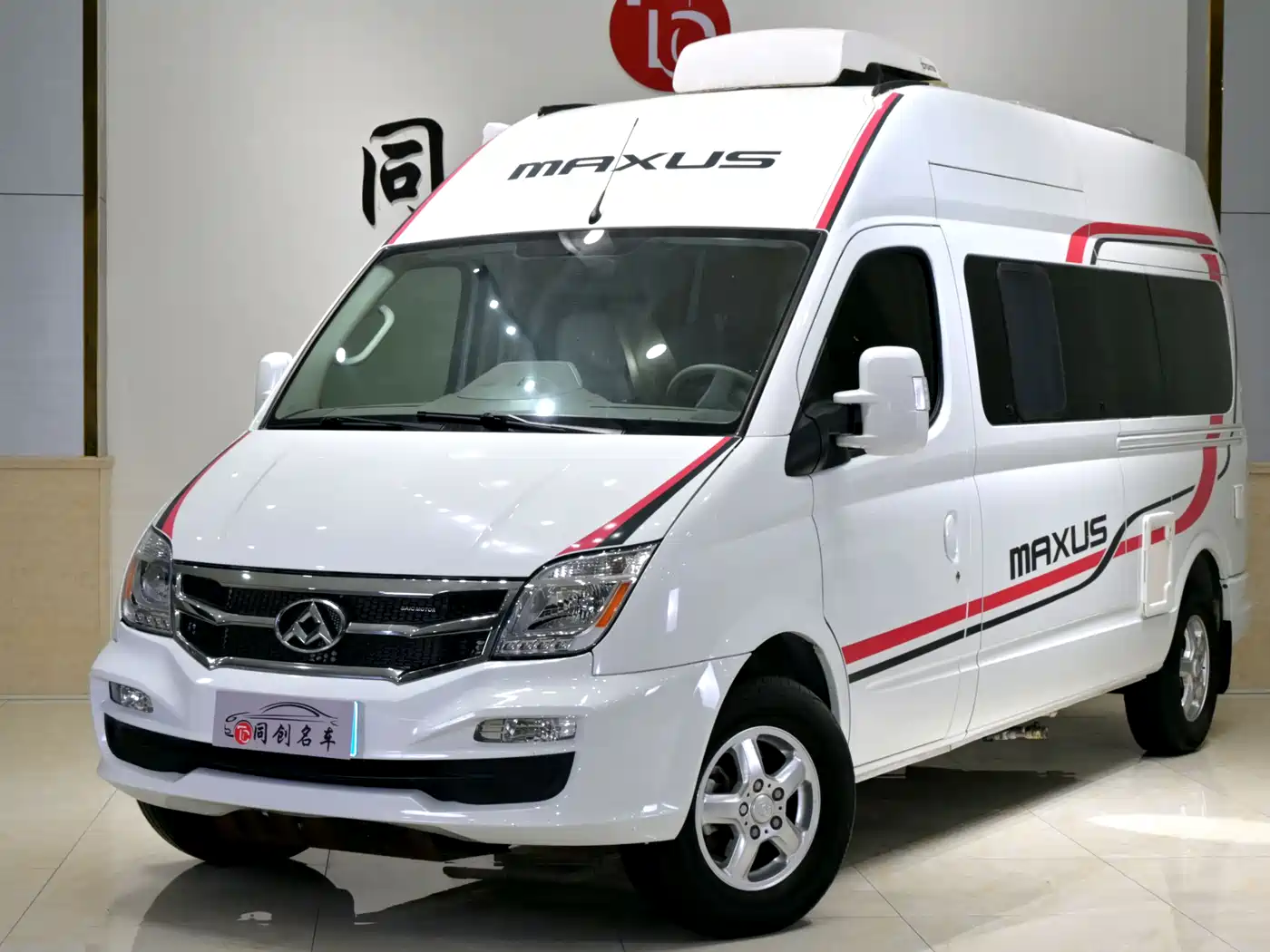 SAIC Maxus Xintu V80 2018 2.5T AMT Elite Long Wheelbase High Roof 5 Seater