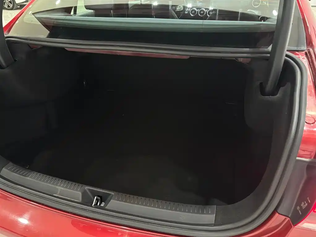Mercedes-Benz A-Class 2020 A 200 L Sport Sedan фото 4