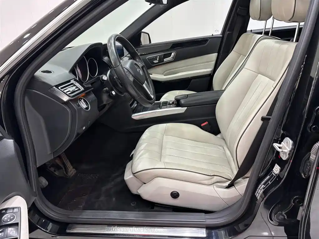 Mercedes-Benz E-Class 2015 E 200 L Sport фото 12