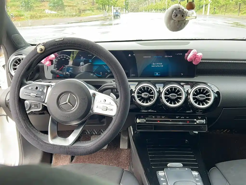 Mercedes-Benz A-Class 2021 A 200 L Sport Sedan Fashion Edition фото 13