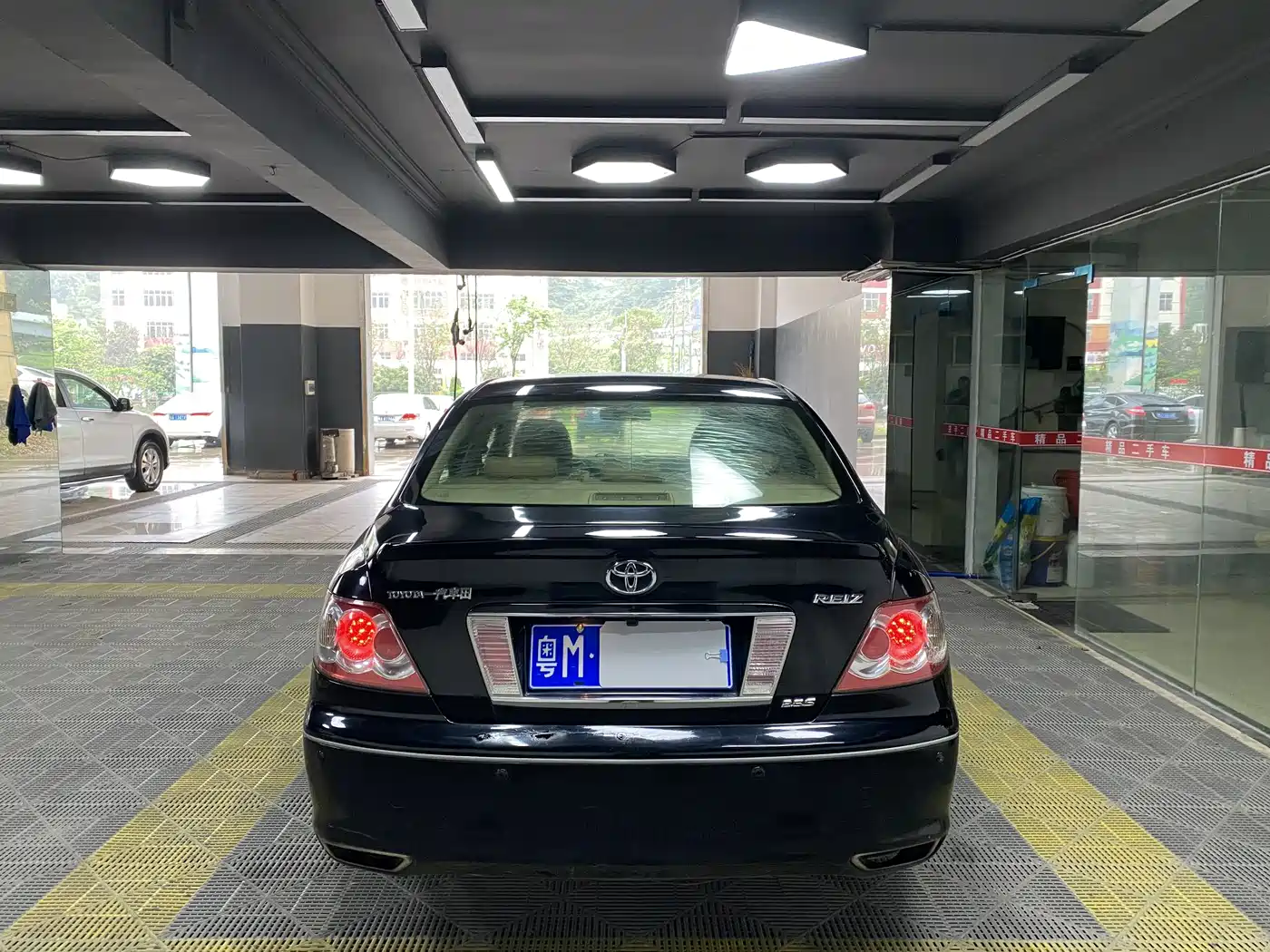 Toyota Reiz 2008 2.5S Special Navigation Edition фото 3