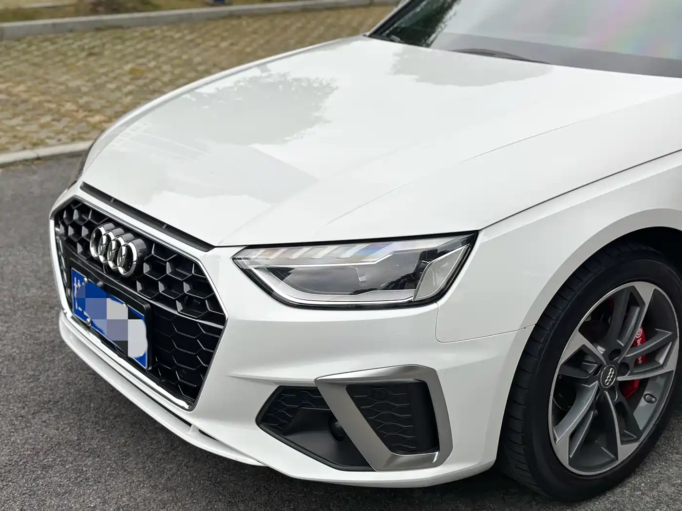 AUDI A4L