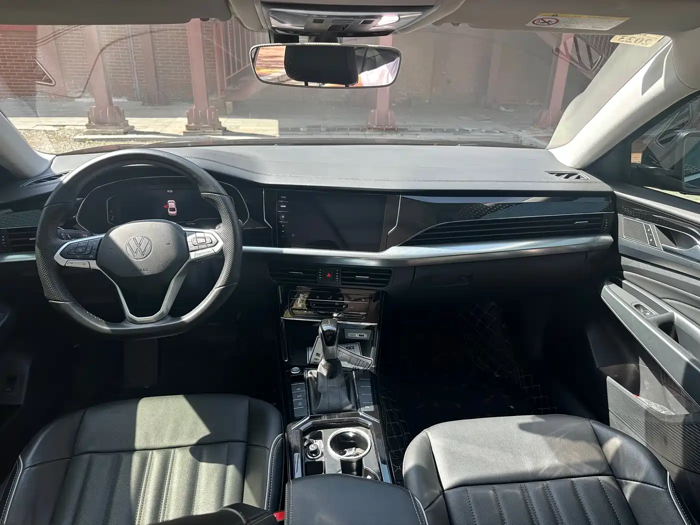 Volkswagen Passat 2021 Model 330TSI Elite Edition фото 15