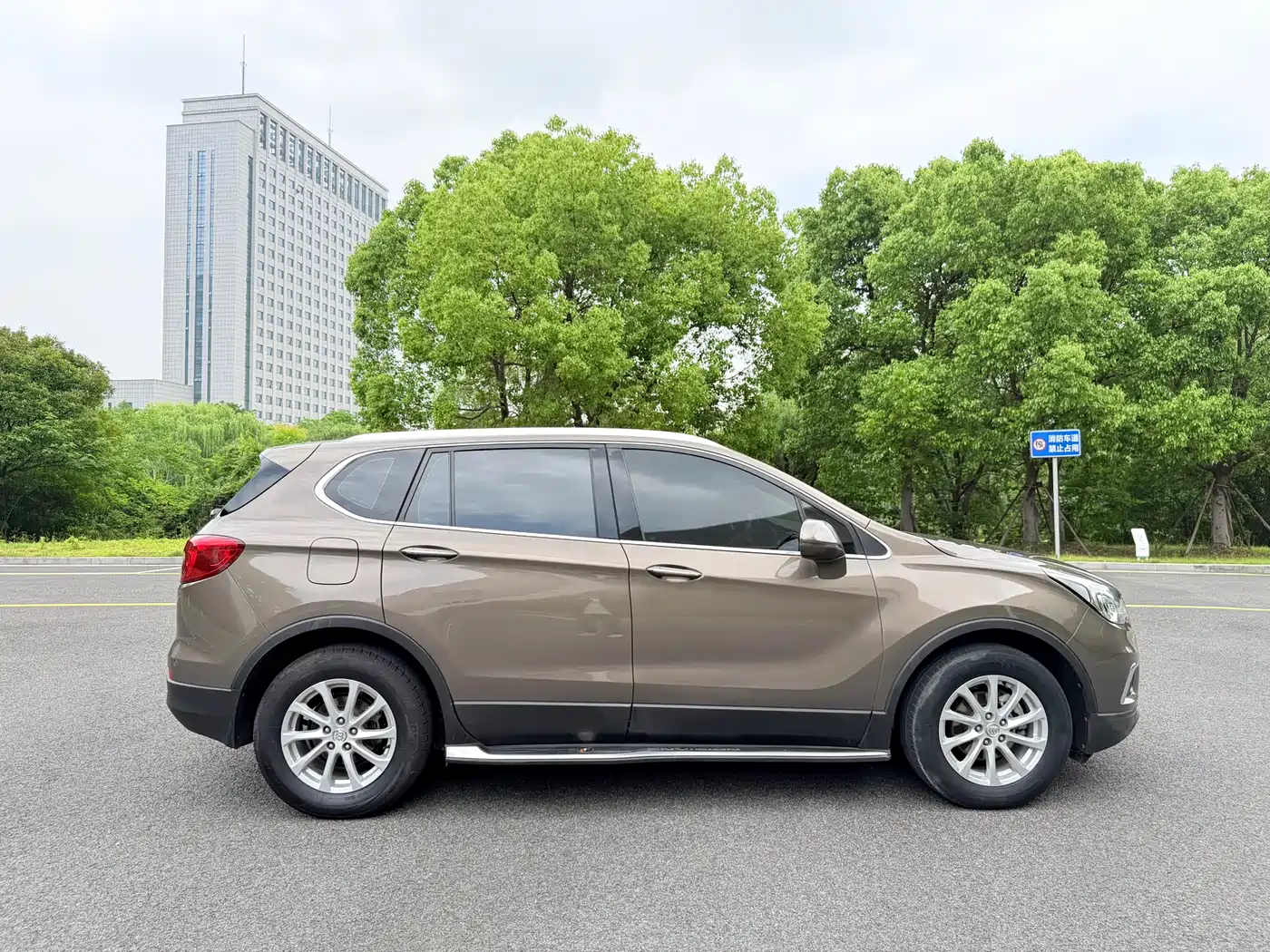 Buick Envision Plus 2017 20T FWD Elite фото 4